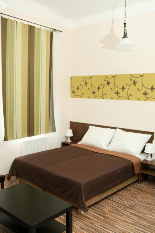 Promenade Panzio Bed and Breakfast Μίσκολτς Δωμάτιο φωτογραφία