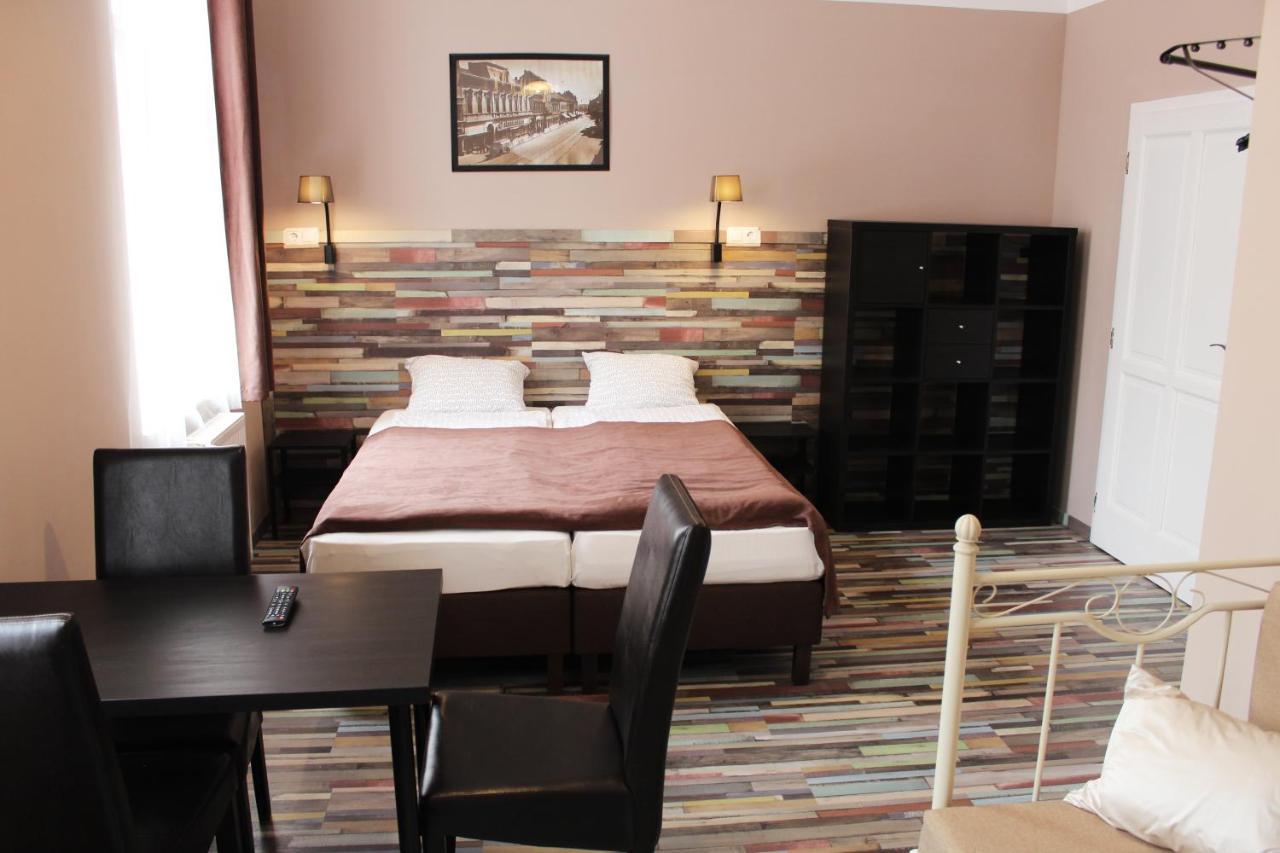Promenade Panzio Bed and Breakfast Μίσκολτς Εξωτερικό φωτογραφία